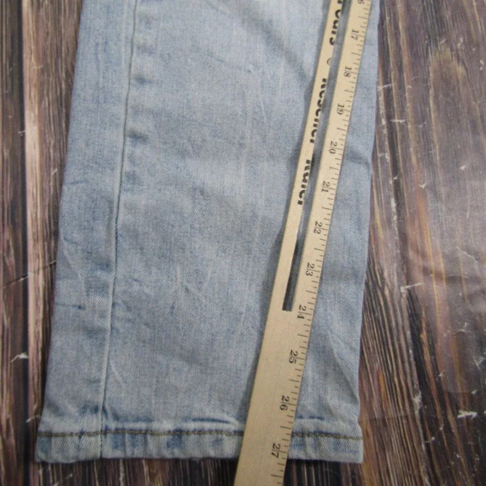Levi's 511 Slim Fit Jeans Mens 32x29 Light Wash Blue Denim 04511-1432